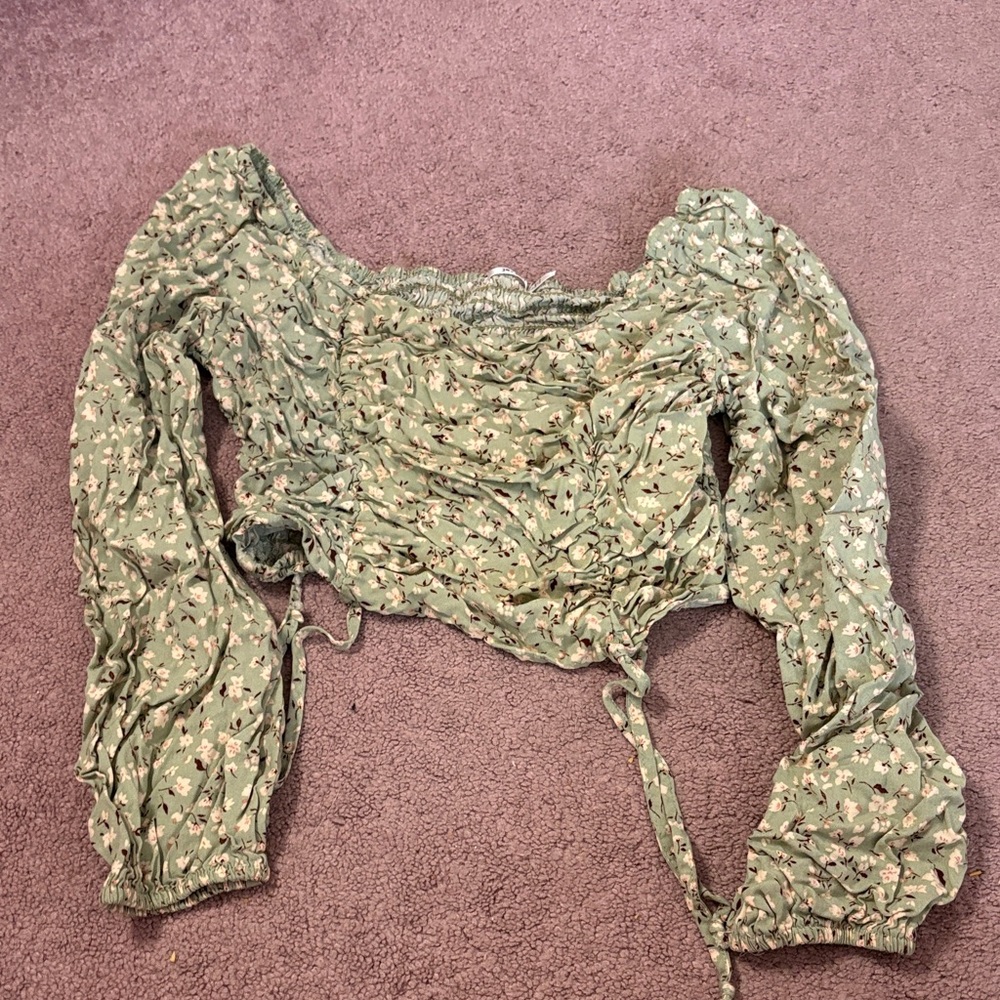 Chic Floral Green Blouse
